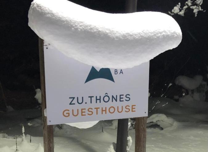 Guest House Zu-Thones Hakuba Exterior foto